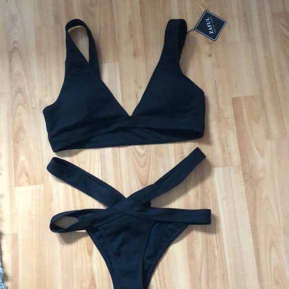 Brand new black Zaful bikini! - Picture 2 of 2